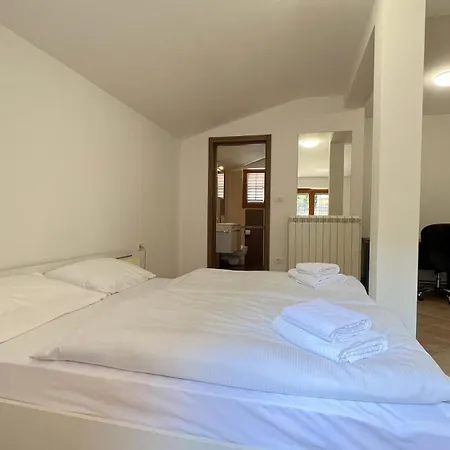 Spatial Center With Parking