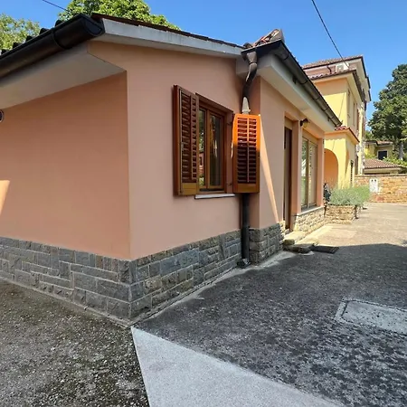 Διαμέρισμα Spatial Center With Parking