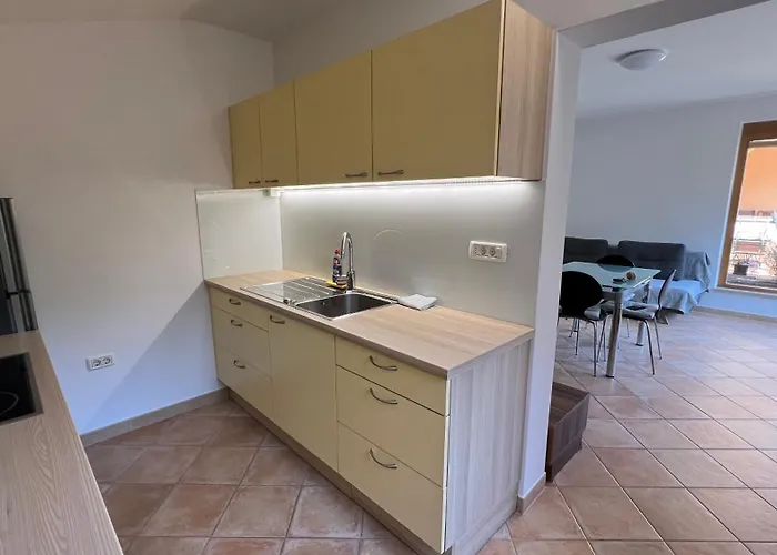 Appartement Spatial Center With Parking Portorož